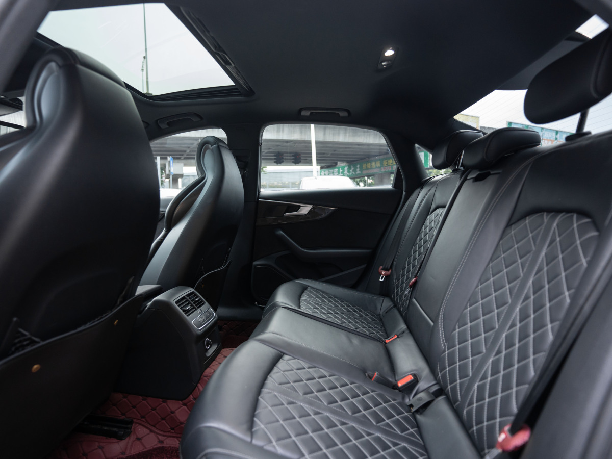 Audi S4 2019 صورة سيارة #10