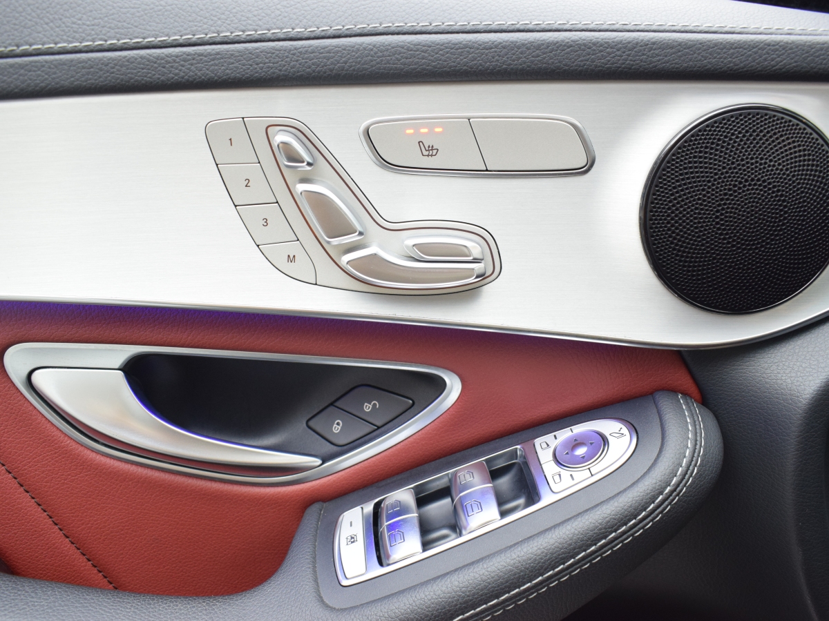 Mercedes-Benz GLC Coupe 2022 immagine di auto #10