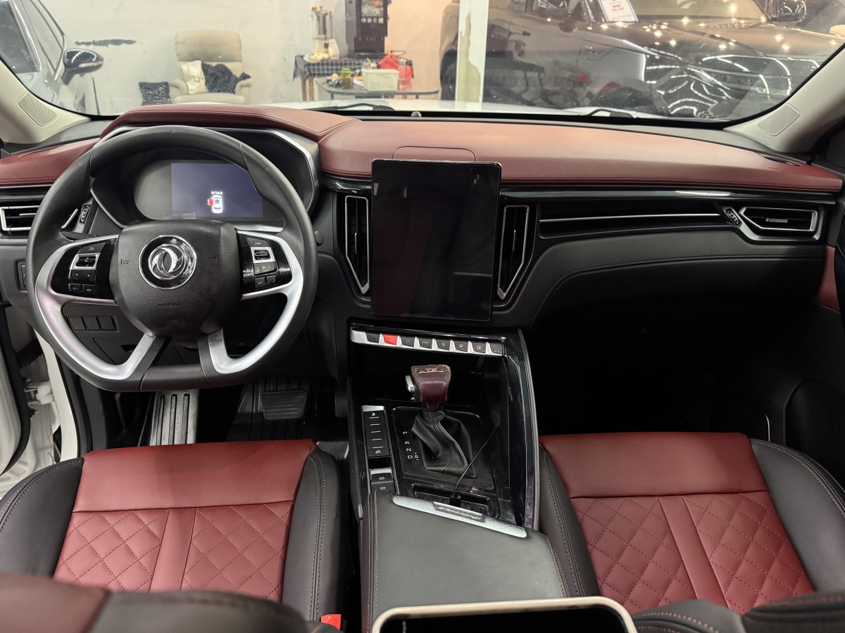 Forthing T5 L 2019 car image #10