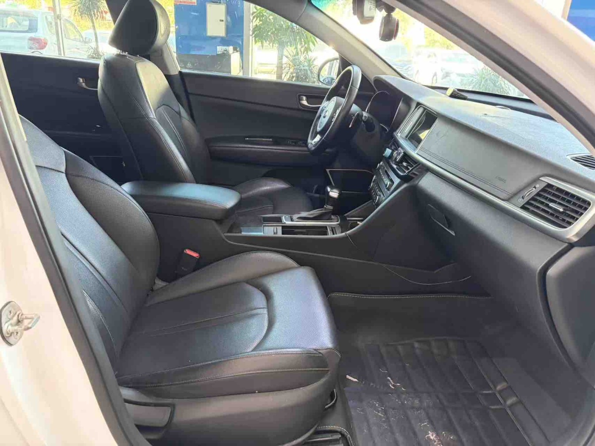 起亚 起亚K5(进口) 2016 汽车图片 #10