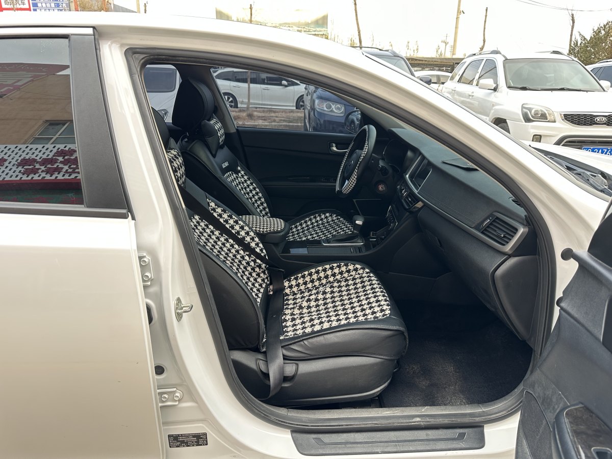 Kia K5 (Imported) 2019 صورة سيارة #10