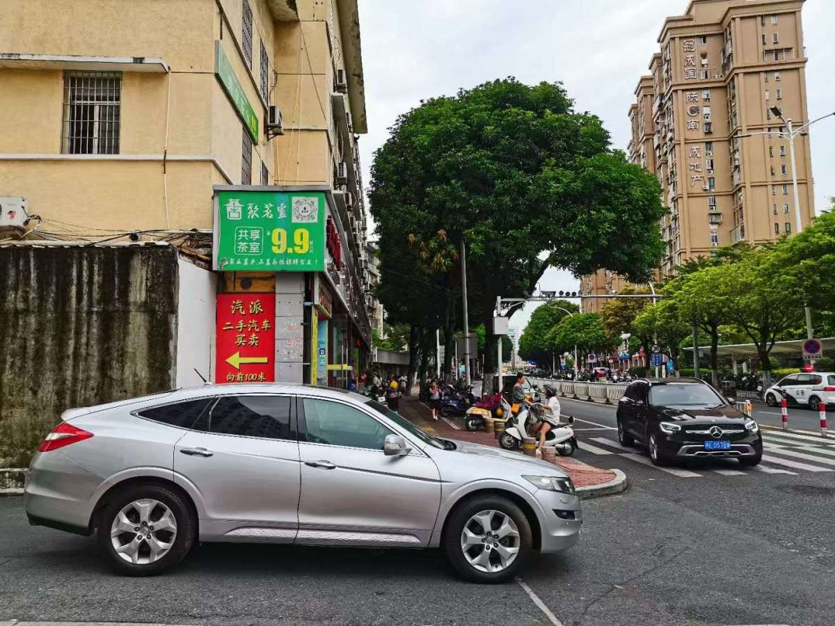 Honda CROSSTOUR 2014 immagine di auto #10