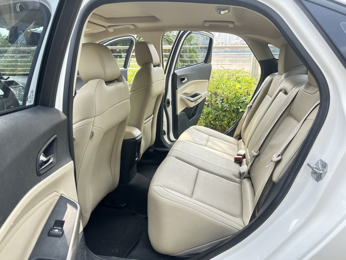 Ford Escort 2016 imagen de coche #10