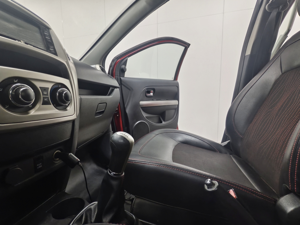 Great Wall M4 2014 car image #10