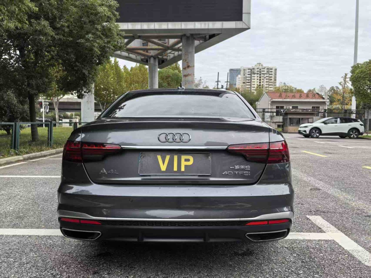 Audi A4 2021 car image #10