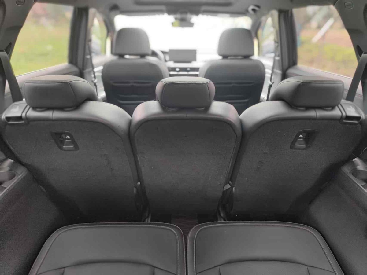 GEELY Okavango L 2024 car image #10