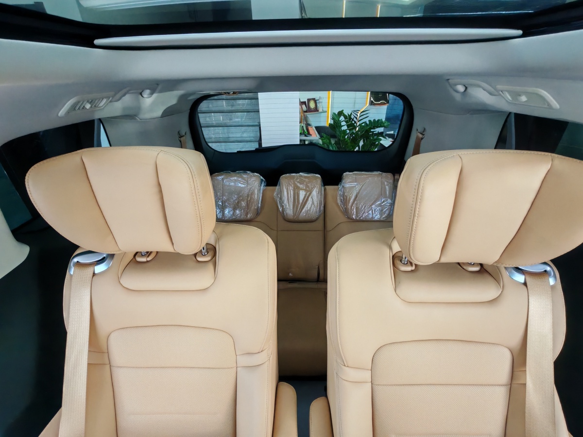 GAC Trumpchi E8 New Energy 2025 #10 GAC Trumpchi E8 New Energy 2025 car image #10