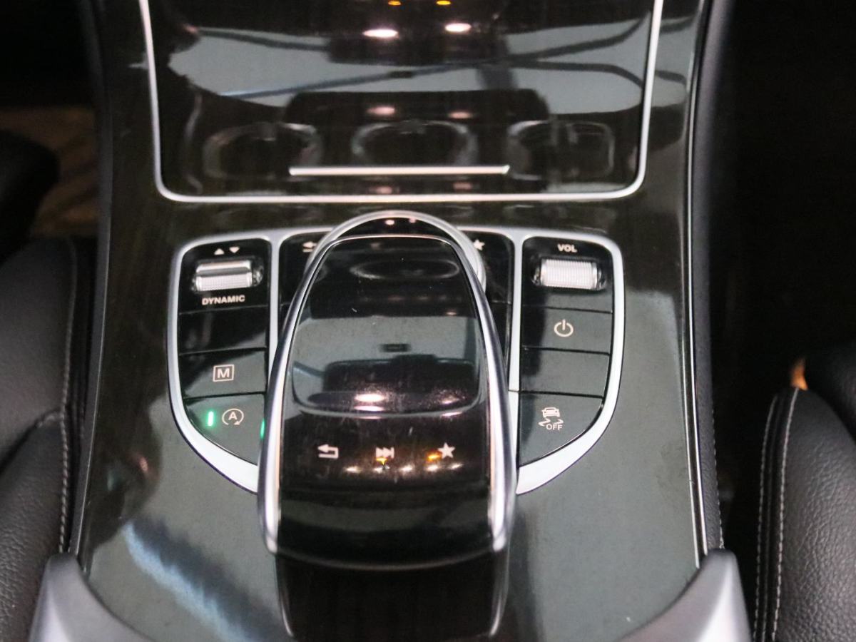 Mercedes-Benz 2018 car image #10