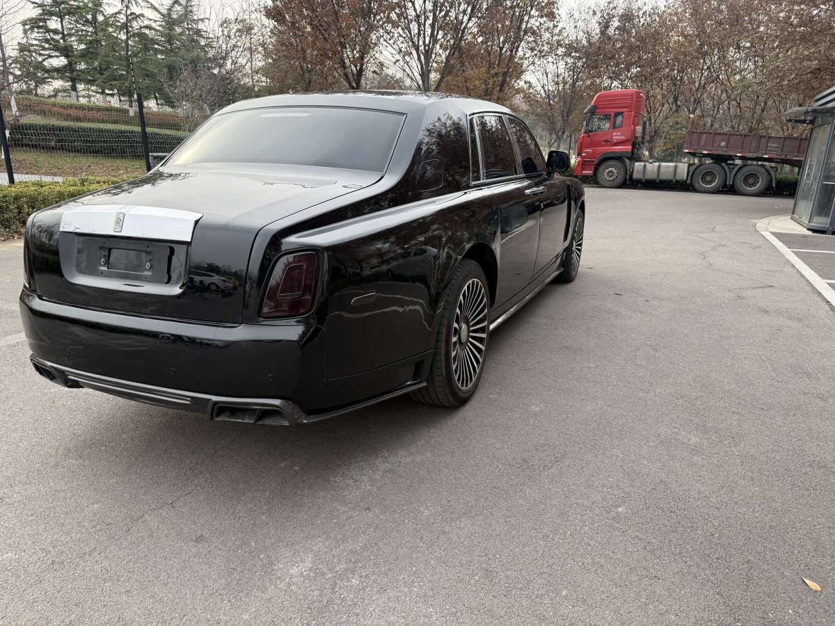 Rolls-Royce Phantom 2012 car image #10