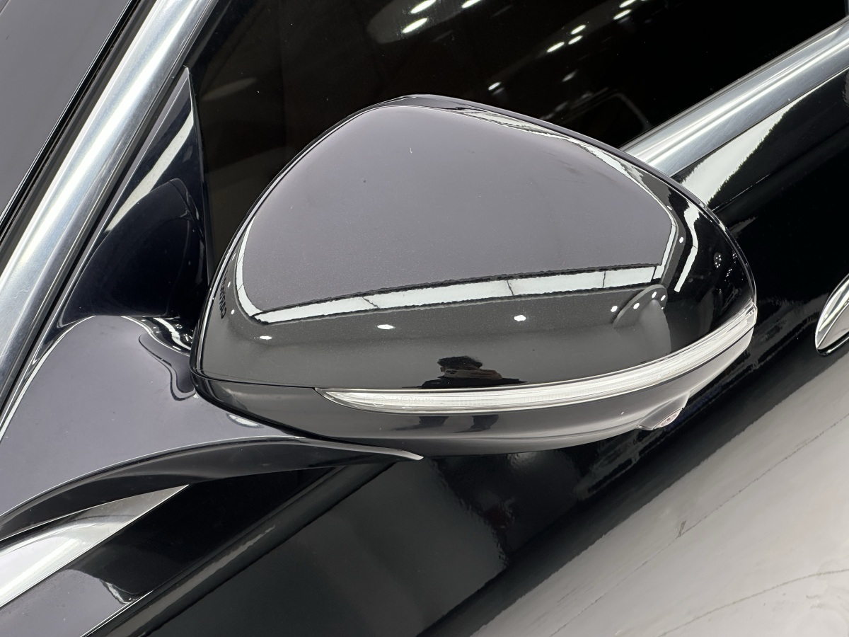 Mercedes-Benz Maybach S Class 2021 car image #10