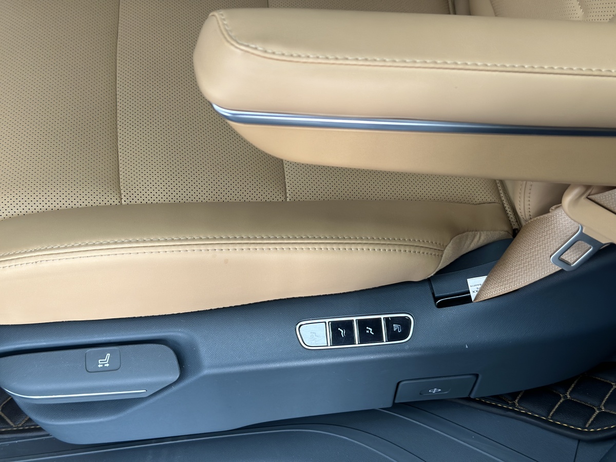 GAC Trumpchi E8 New Energy 2023 car image #10