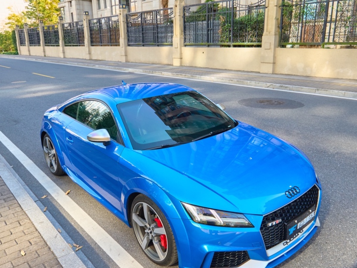 Audi TT RS 2020 car image #10