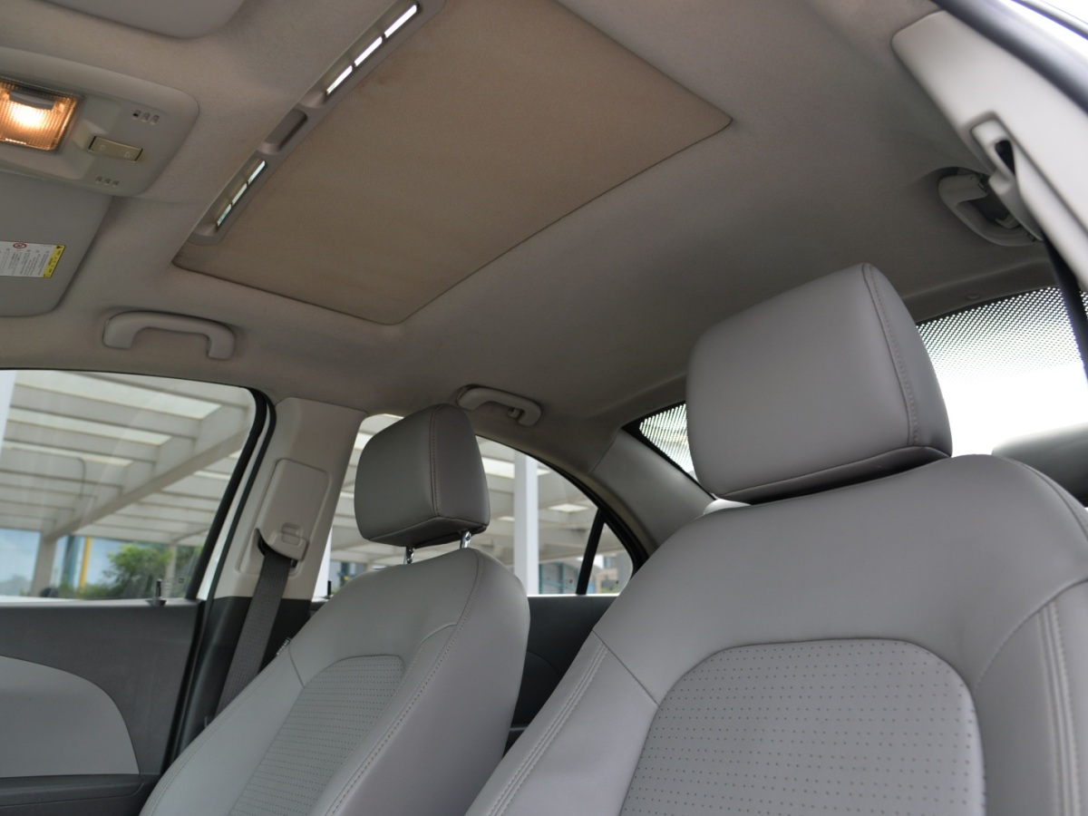 雪佛兰 爱唯欧 2011 汽车图片 #10