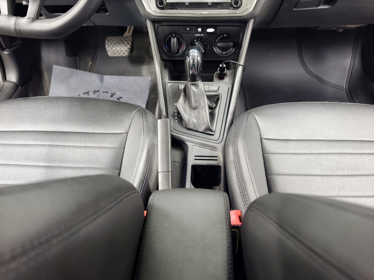 Volkswagen Gran Lavida 2015 #10 Volkswagen Gran Lavida 2015 immagine di auto #10