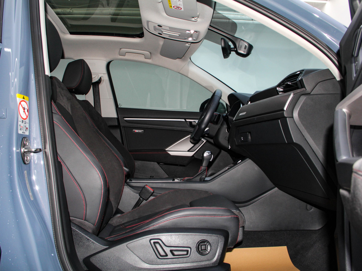 Audi 2022 car image #10