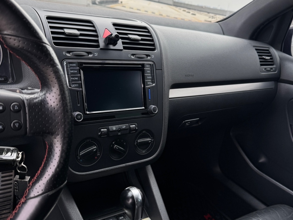 Volkswagen Golf (Imported) 2008 imagem de carro #10