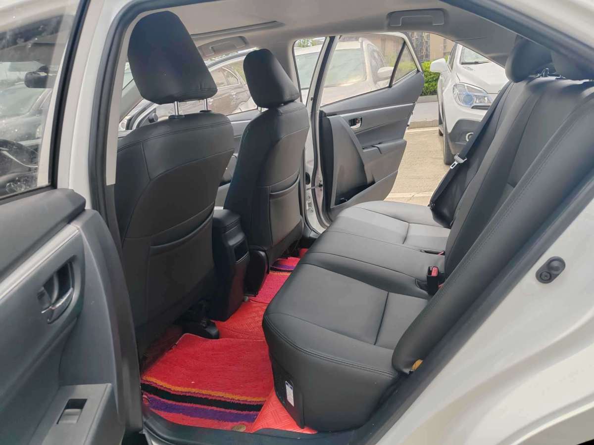 Toyota Corolla Hybird E+ 2017 immagine di auto #10