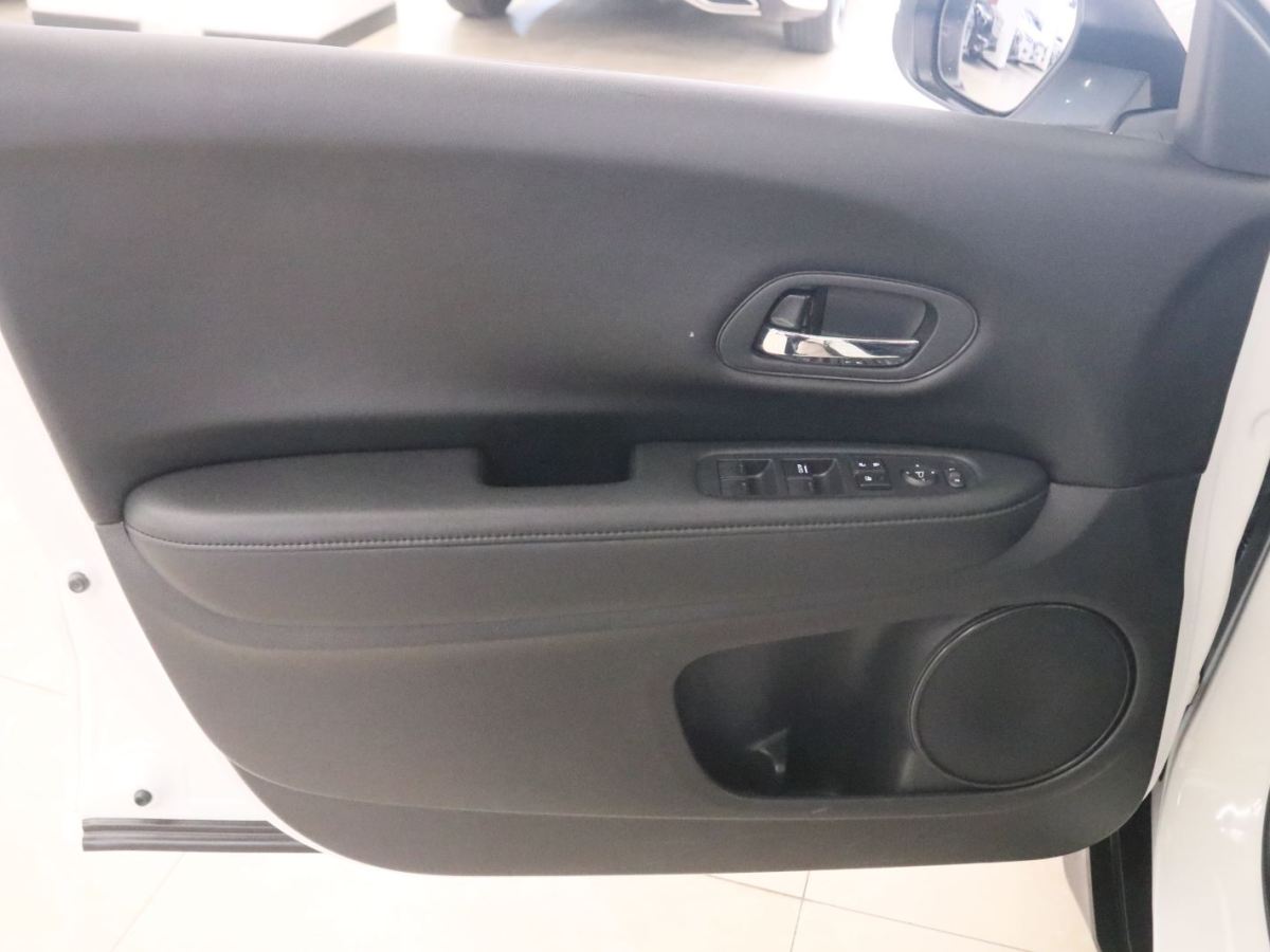 Honda VEZEL 2020 immagine di auto #10