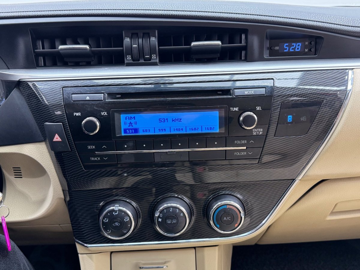 Toyota Corolla 2014 car image #10