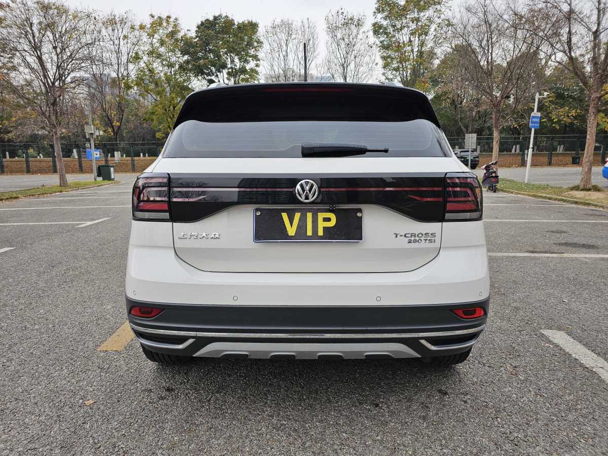 Volkswagen T-Cross 2020 #10 Volkswagen T-Cross 2020 car image #10