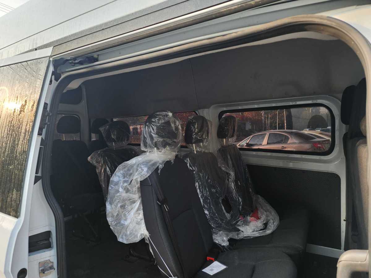 Ford Transit T8 2024 #10 Ford Transit T8 2024 car image #10