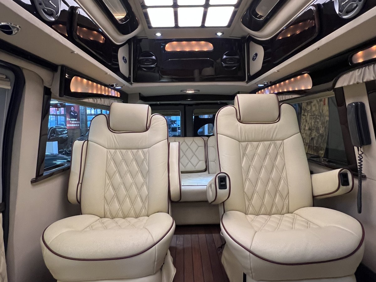 Ford E350 2009 image de voiture #10