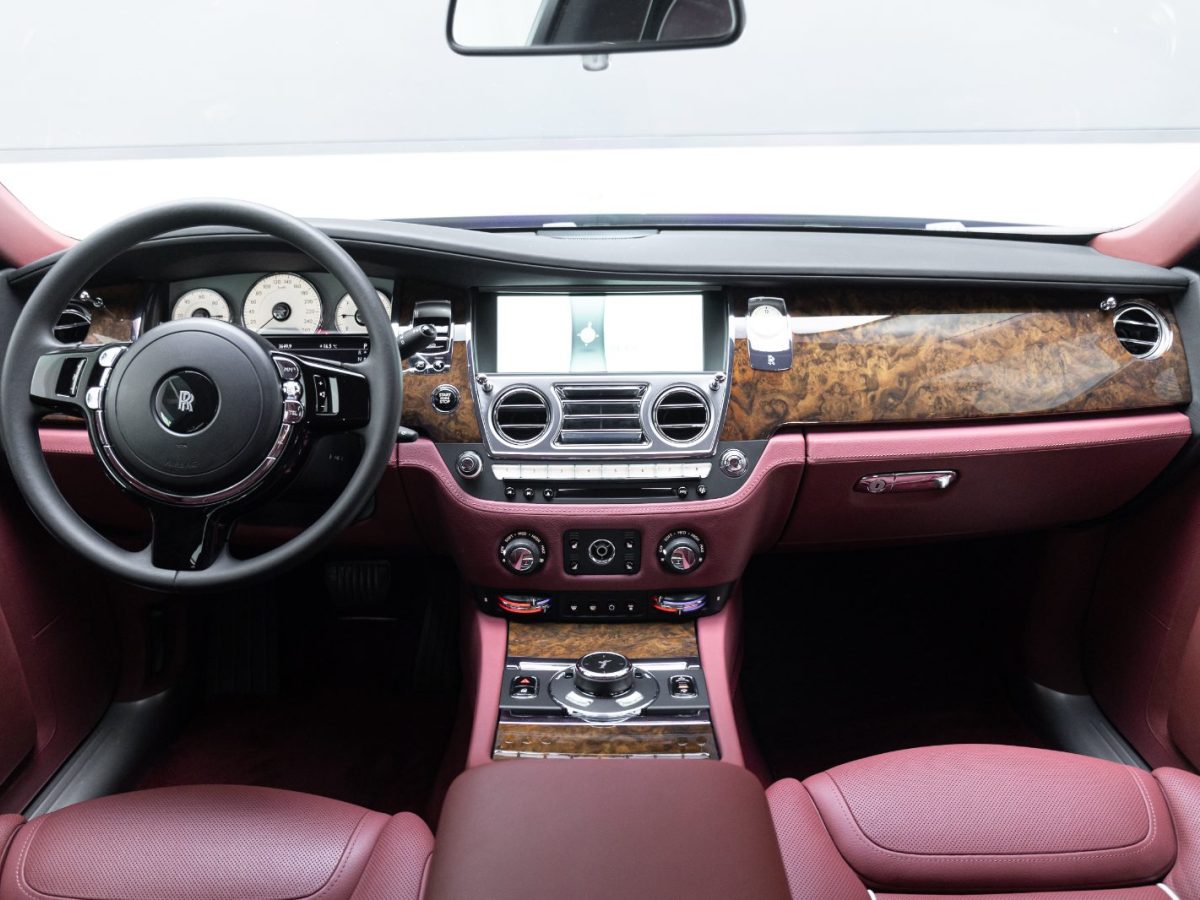 劳斯莱斯 古思特 2015 #10 劳斯莱斯 古思特 2015 汽车图片 #10