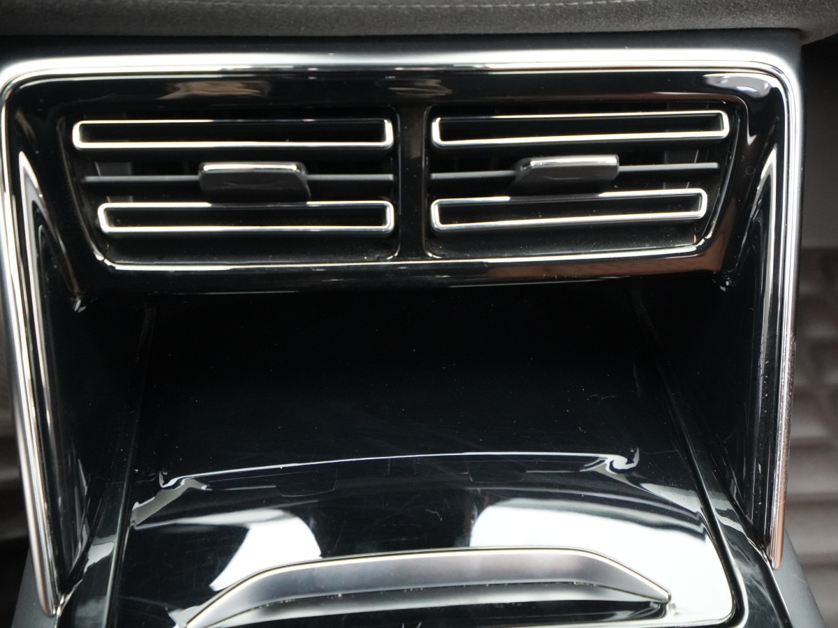 BYD Tang New Energy 2023 #10 BYD Tang New Energy 2023 car image #10