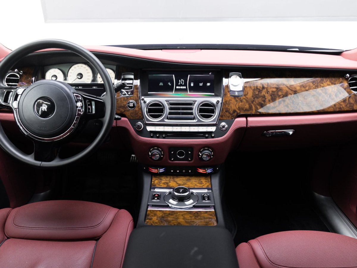 劳斯莱斯 古思特 2018 汽车图片 #10