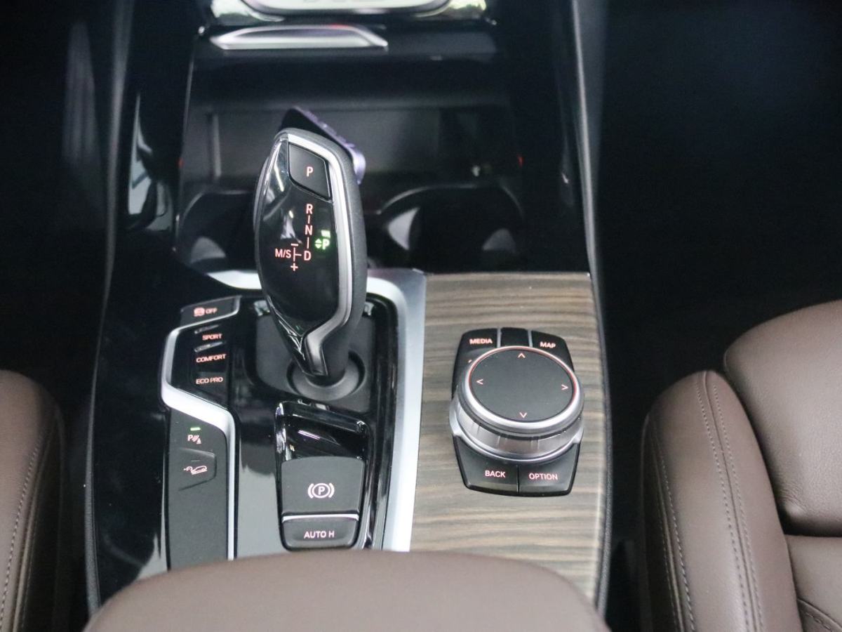 BMW X3 2019 car image #10