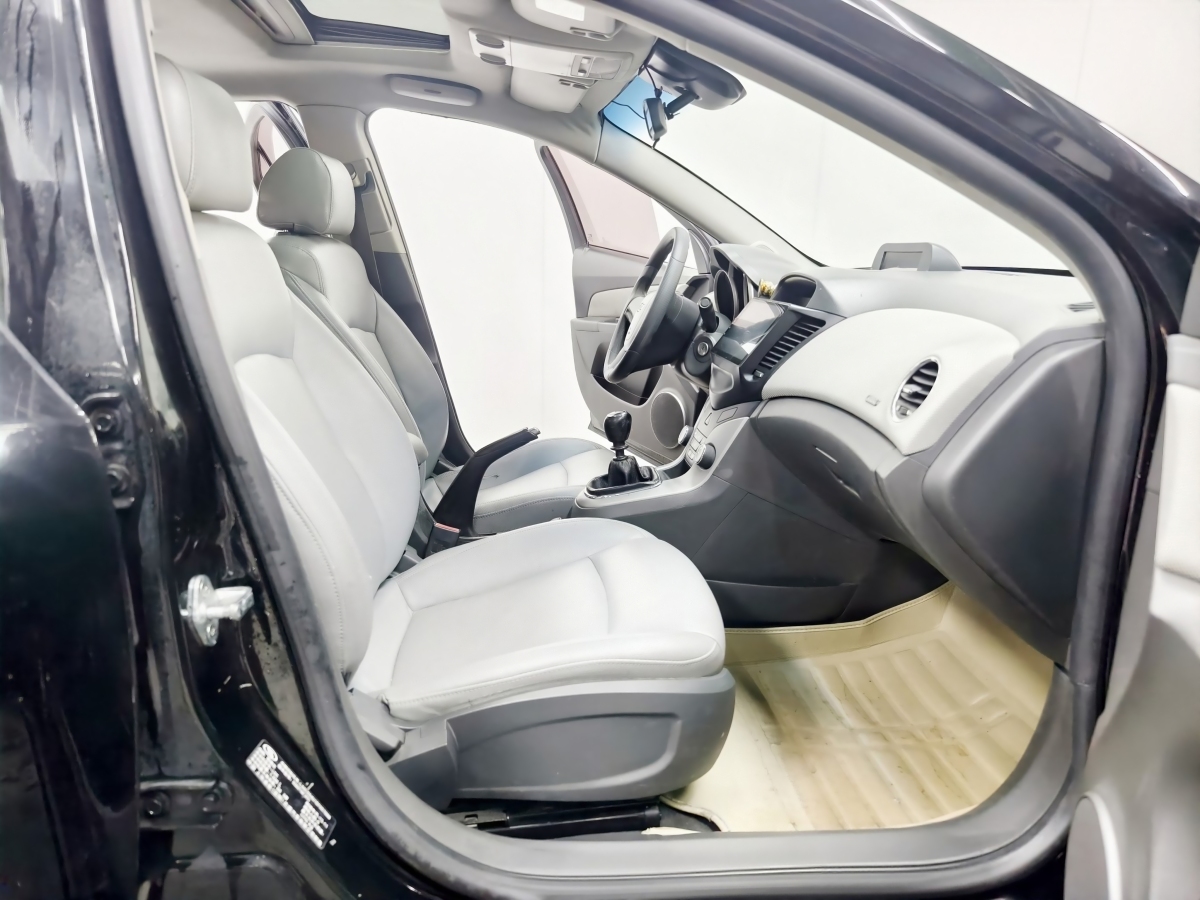 Chevrolet Cruze 2013 car image #10