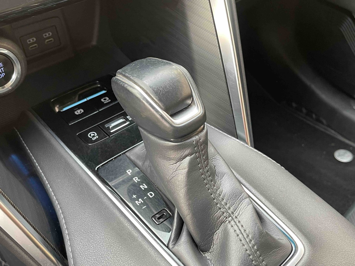 Toyota Harrier 2021 car image #10