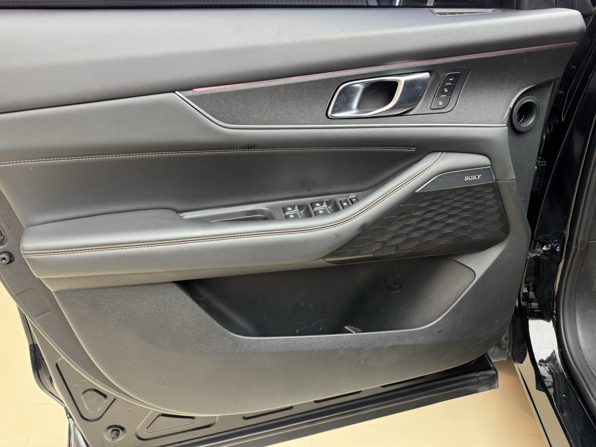 Changan UNI-K 2023 car image #10