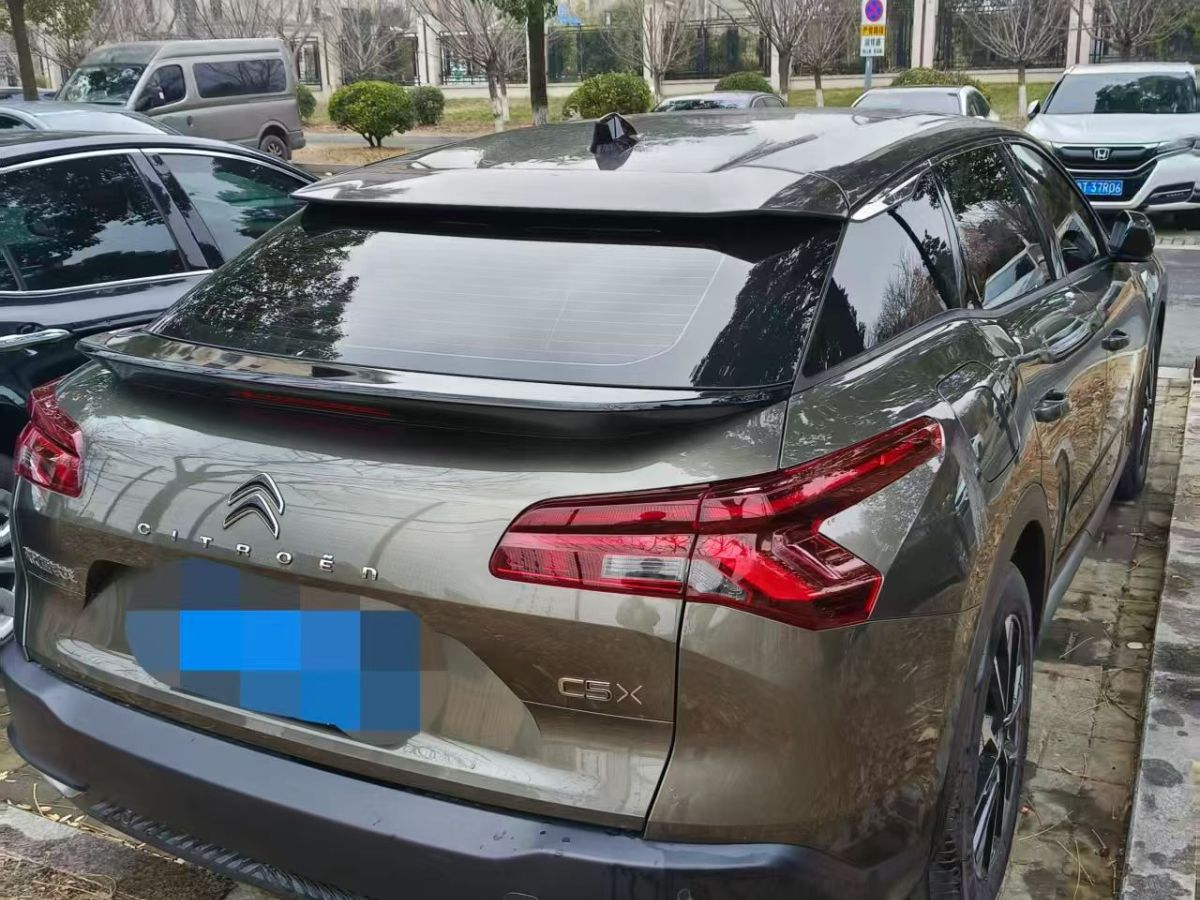 Citroen C5 X 2025 car image #10