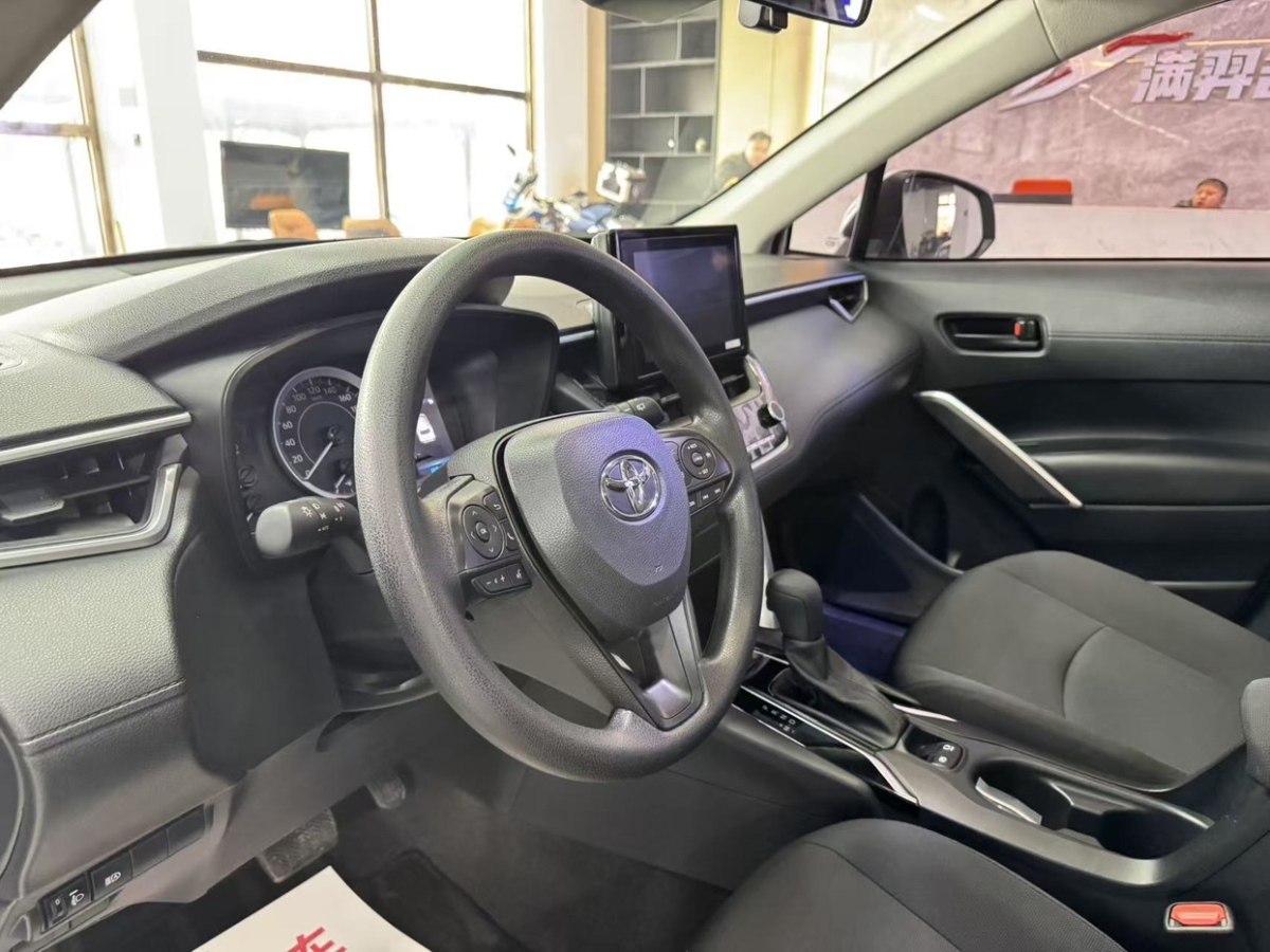 Toyota Corolla Cross 2022 immagine di auto #10