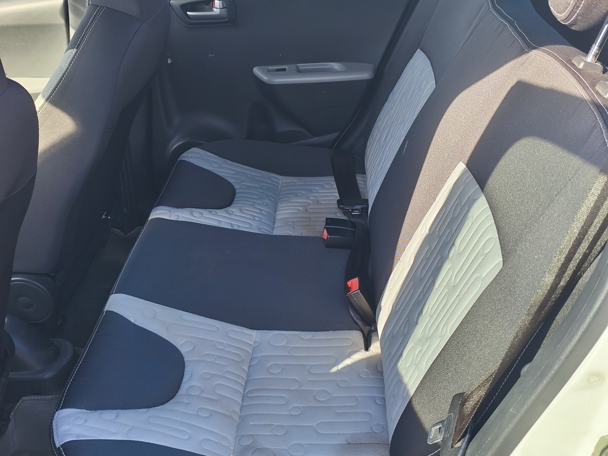 Suzuki Alto 2014 car image #10