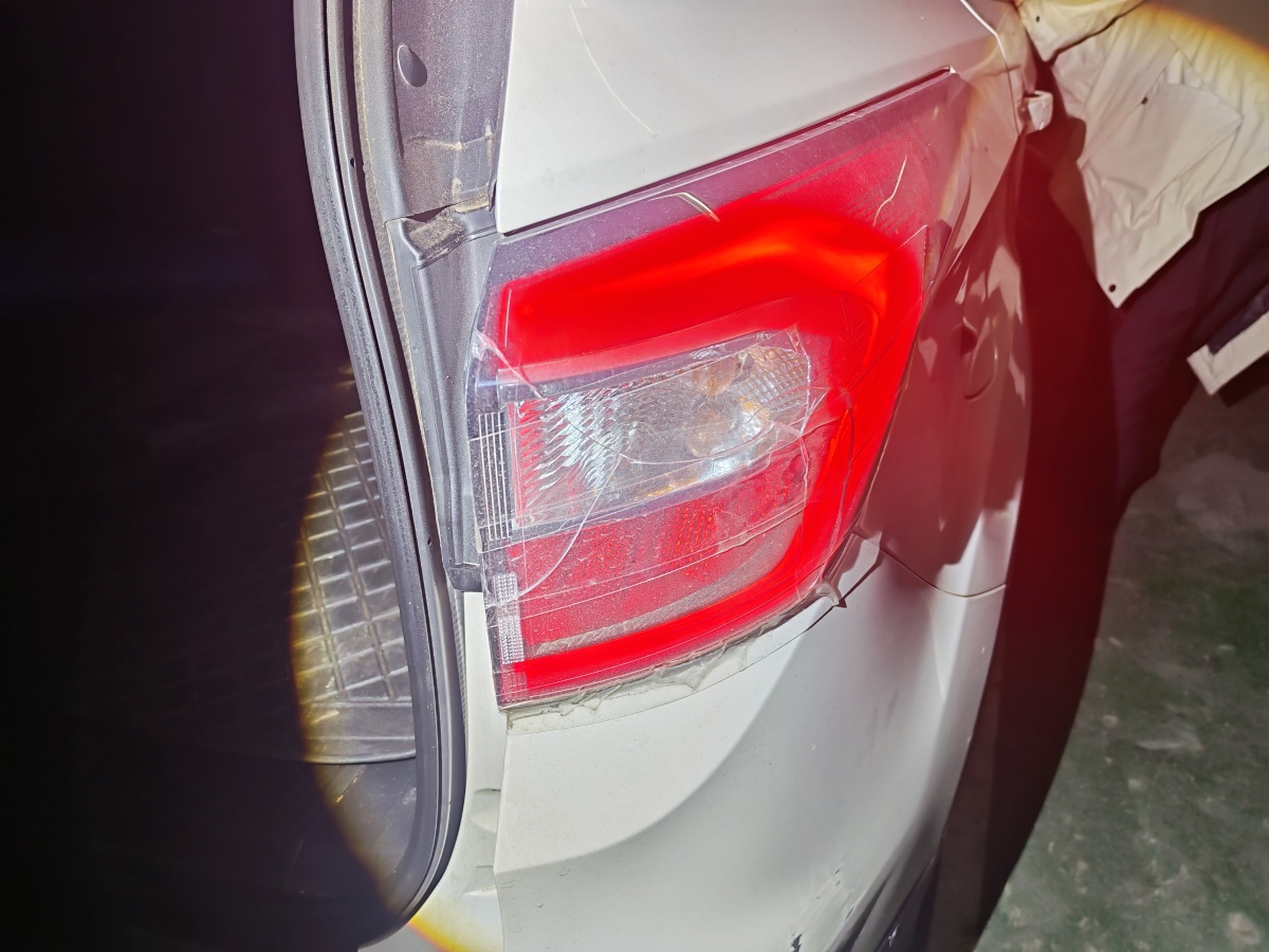 Ford Kuga 2018 #10 Ford Kuga 2018 car image #10