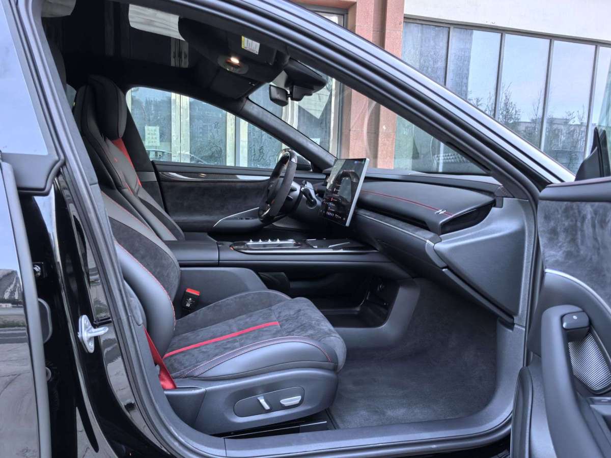 MI SU7 Ultra 2025 car image #10