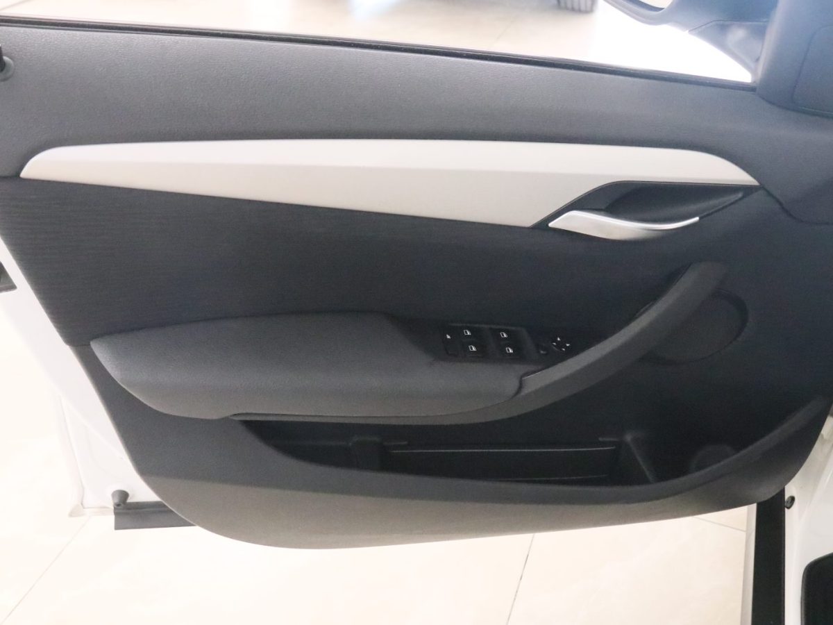 BMW X1 2013 #10 BMW X1 2013 car image #10