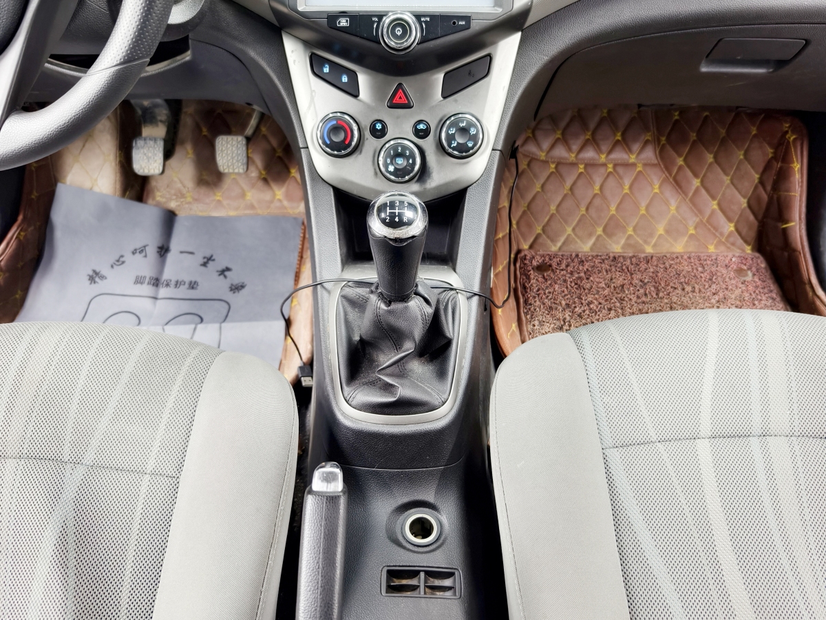 雪佛兰 爱唯欧 2013 #10 雪佛兰 爱唯欧 2013 汽车图片 #10