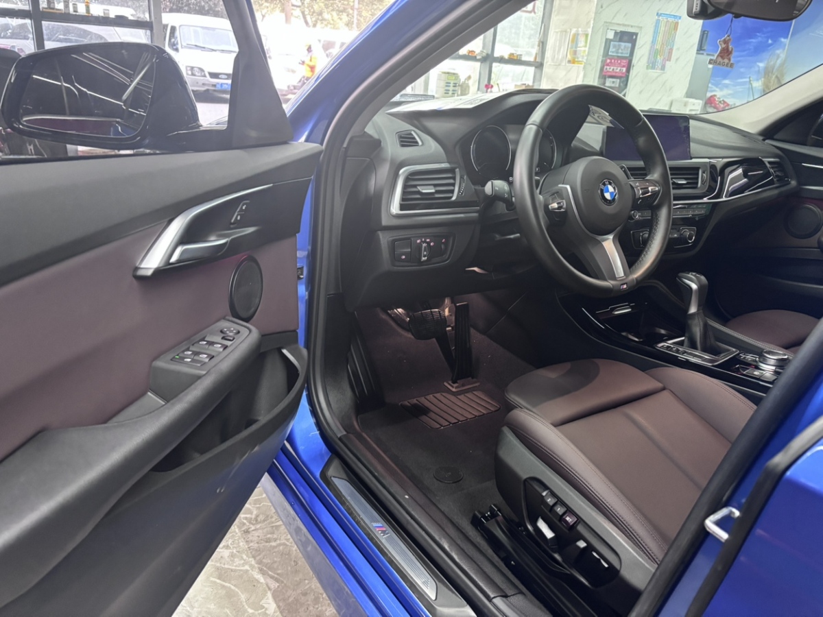 BMW 1 Series 2019 immagine di auto #10