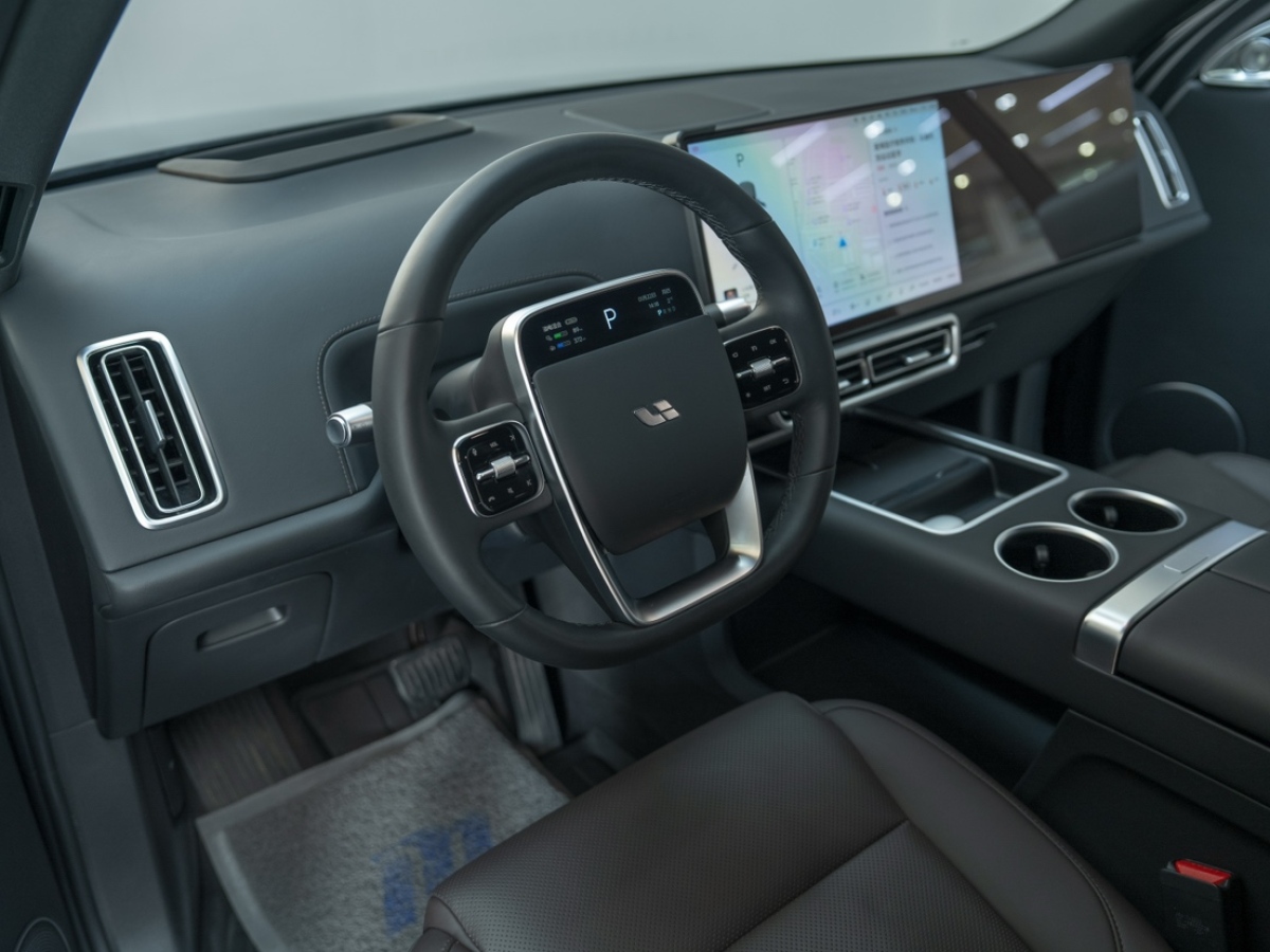 Li L8 2023 изображение автомобиля #10