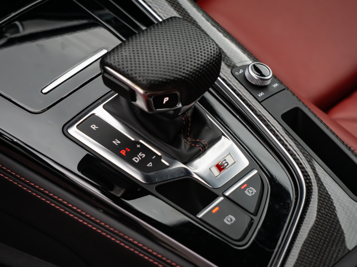 Audi S5 2022 car image #10