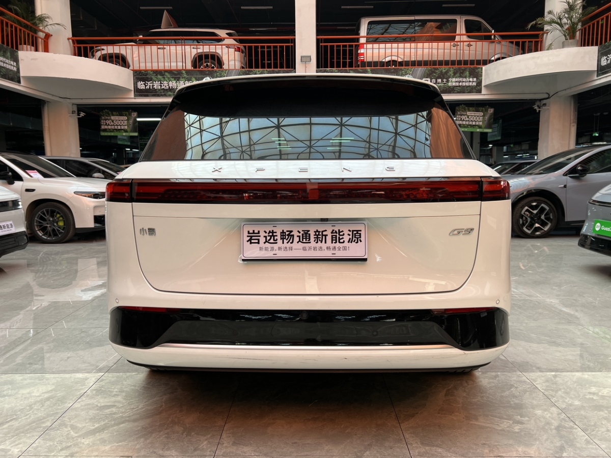 Xpeng G9 2023 immagine di auto #10