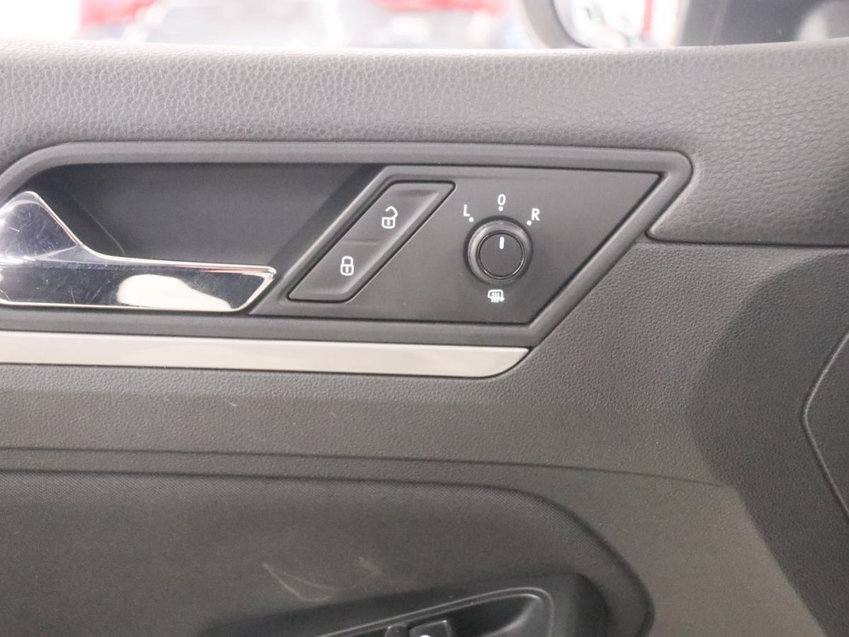 Volkswagen Lamando 2017 immagine di auto #10