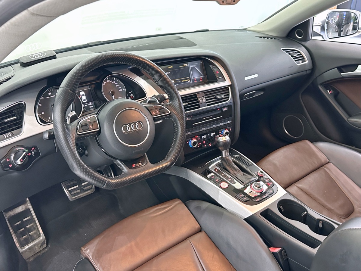 Audi S5 2015 car image #10