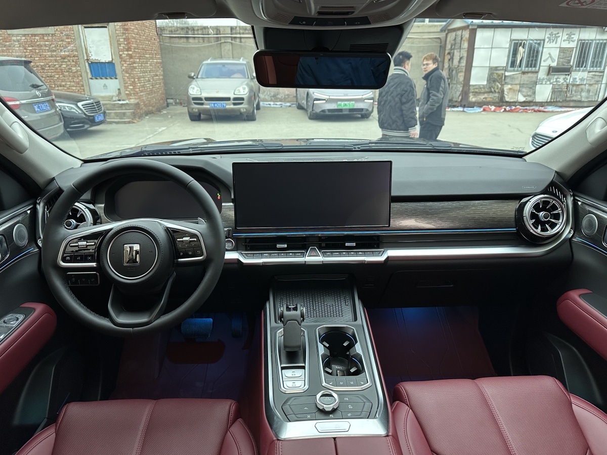 Tank 400 New Energy 2025 car image #10