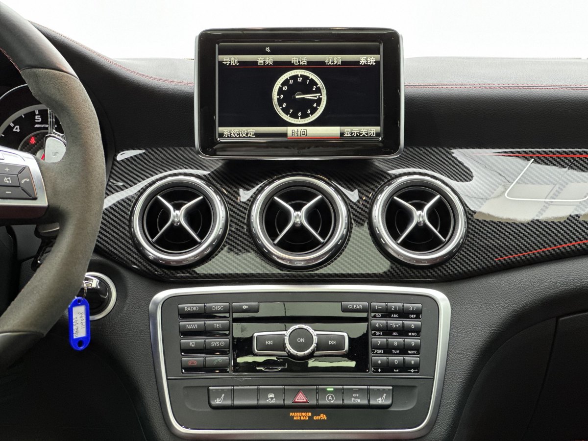 Mercedes-Benz GLA AMG 2017 car image #10