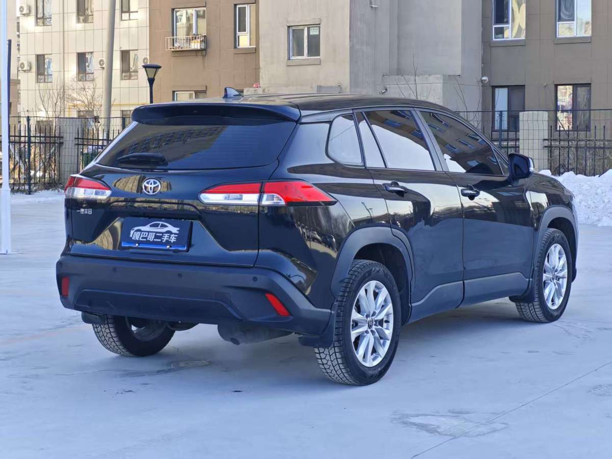 Toyota Corolla Cross 2024 immagine di auto #10