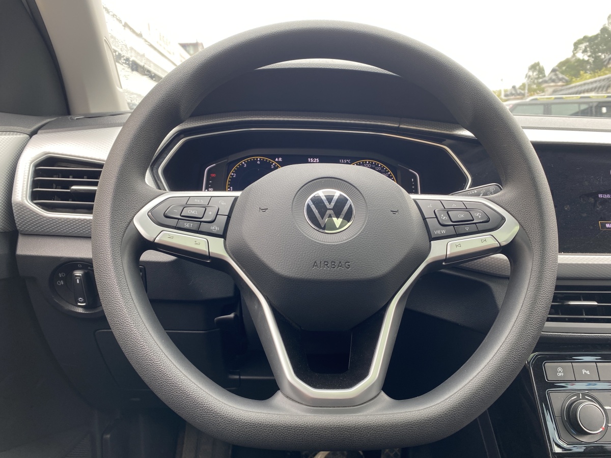 Volkswagen Tacqua 2024 car image #10